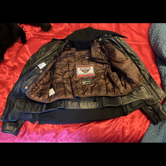 Leather motorcycle jacket - Picture 11 of 13